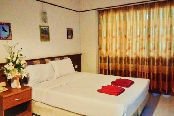 Standard Double Room | Minibar, blackout drapes, free WiFi