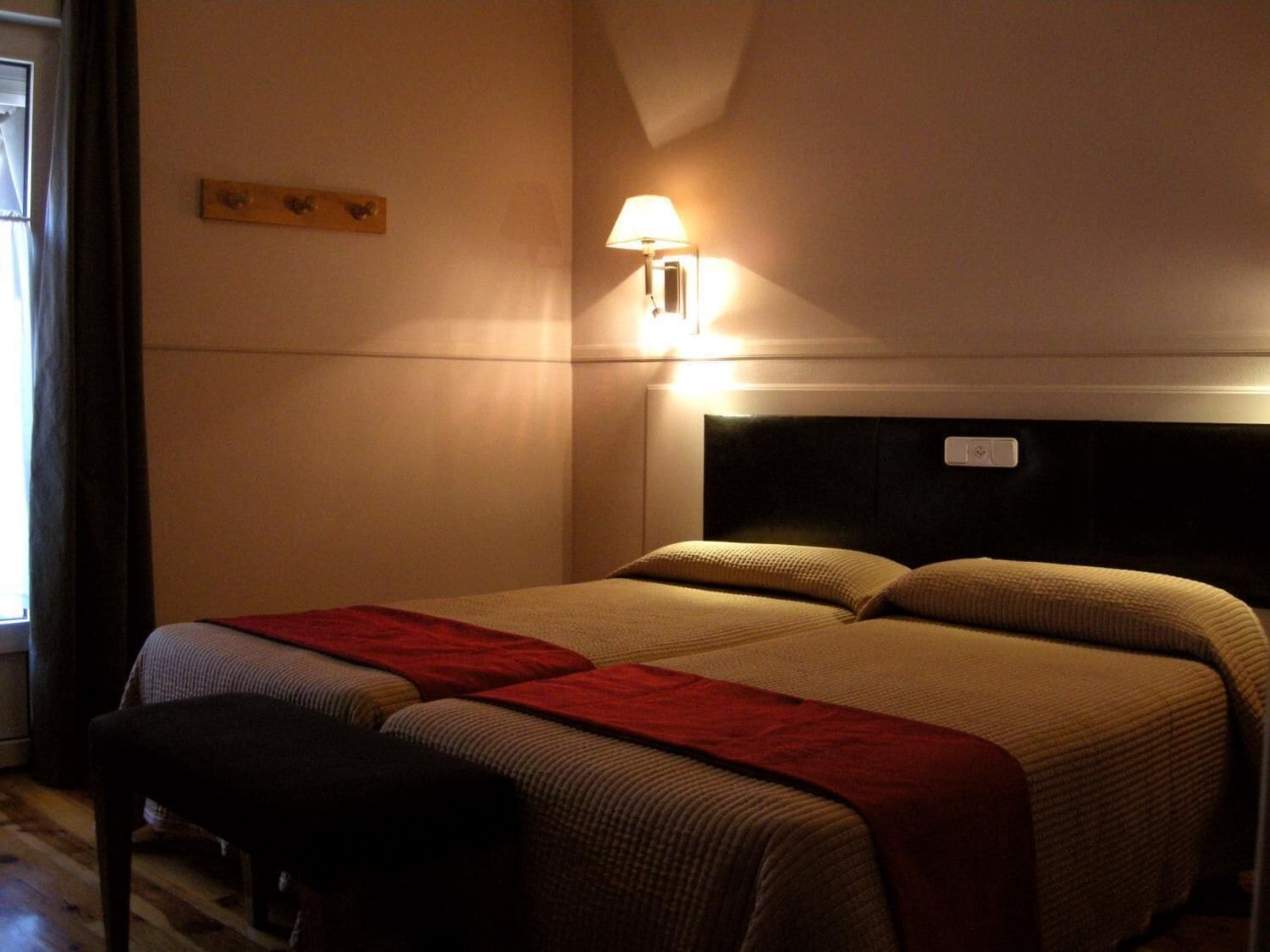 Foto - Hostal Canovas