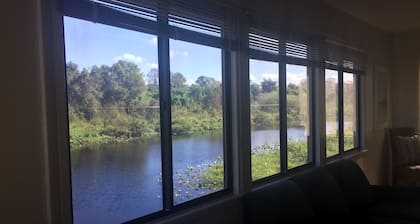 "The Cutty Shack" Lake House on Kissimmee River