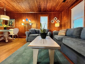 Smart TV - Super Cute, Cozy, Historic Sea Spray Cottage #5 (Nags Head)