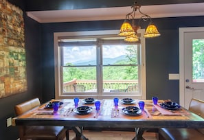 Dining - Outdoorsy Cabin Near Downtown (Lenoir)