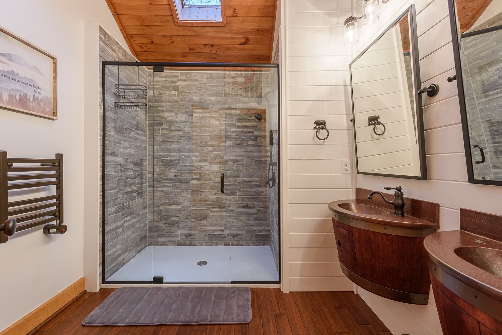 Douche, serviettes fournies