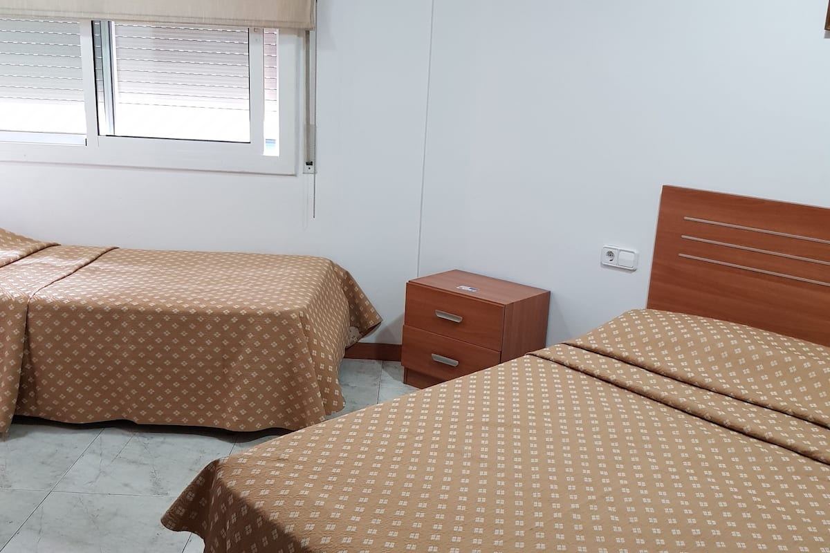 Soundproofing, free cots/infant beds, free WiFi, bed sheets
