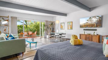 1 habitación, tabla de planchar con plancha, cuna de viaje y wifi