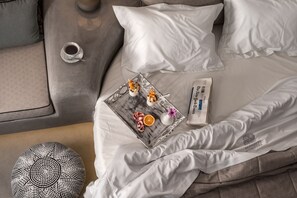Executive Studio Suite, Private Pool, Sea View - Elements of Caldera Suites (Santorini)
