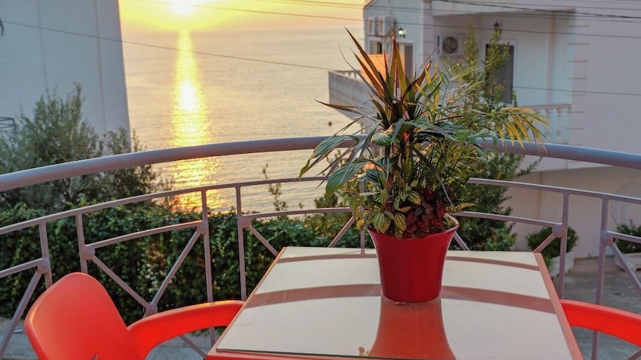 Unico ApartHotel