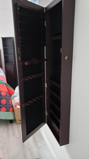 Interior - Entire Remote work, pet-friendly (dog door), 2 bed/2 bath fully furnished house  (Saratoga)