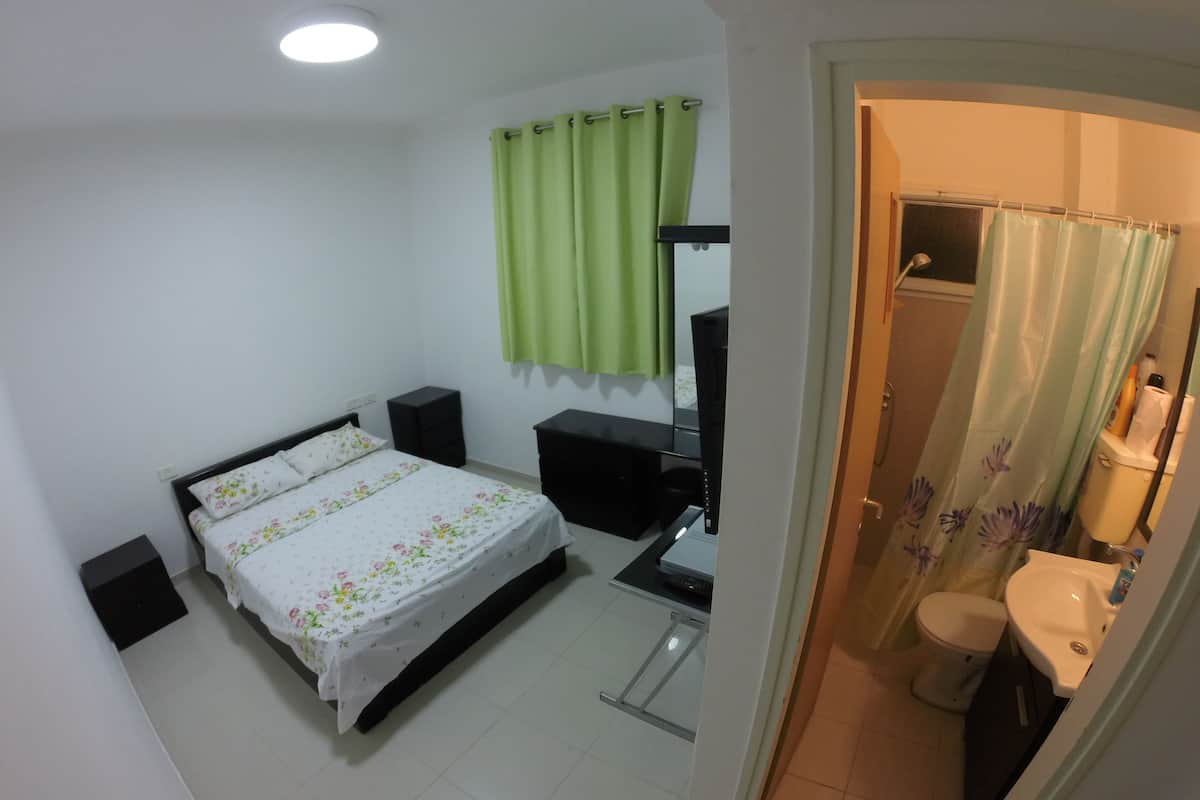 Deluxe Double Room, Private Bathroom