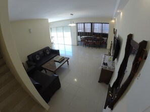 Área de estar no saguão