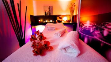 Sauna, hot tub, steam room, body treatments, 1 treatment room, massages