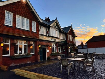 The White Hart