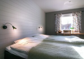 Double Room | Tirai kedap cahaya, Wi-Fi gratis, dan seprai linen