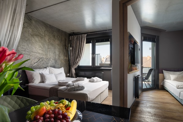 Superior Family Apartment with Jacuzzi