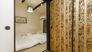 Suite exclusiva, 1 habitación, baño privado, vista a la ciudad
