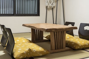 Living room - ZEN - Nishinotoin - (Kyoto)