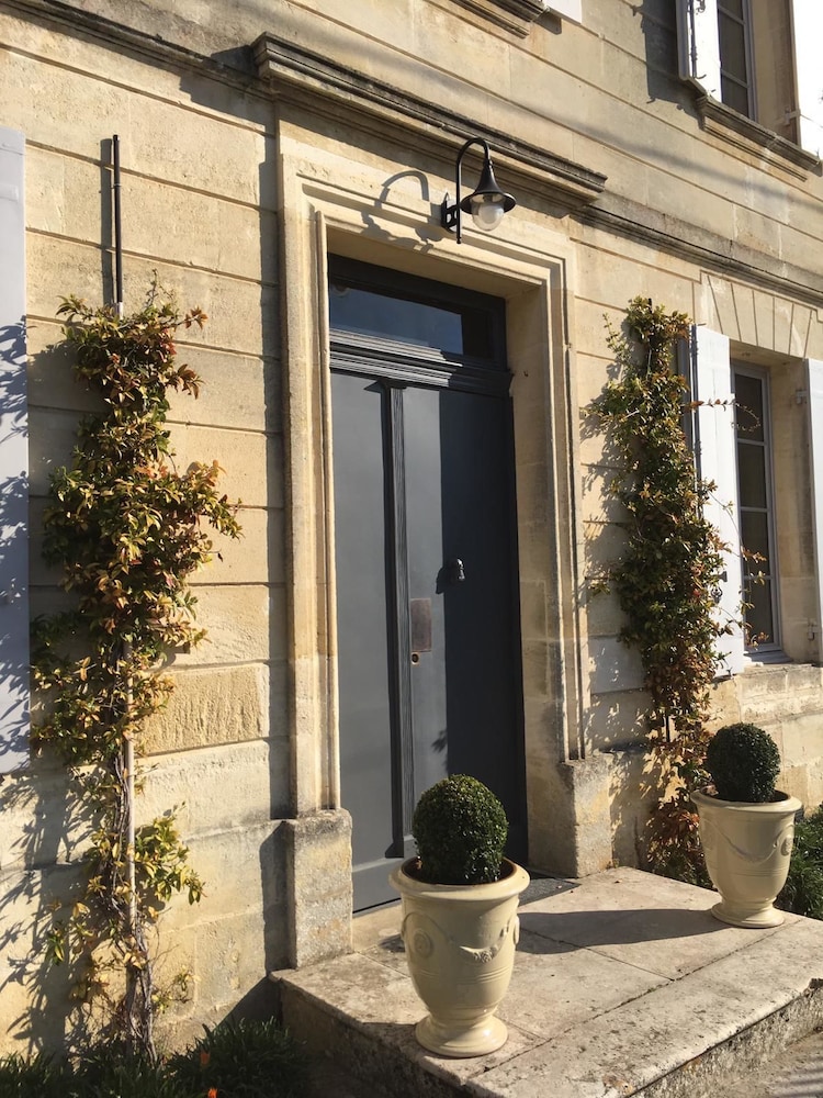 Clos 1906 Luxury Accommodation & Antiques Gallery by null