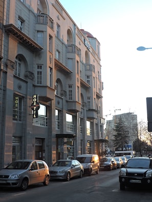 Front of property - Roommates Hostel (Belgrade)