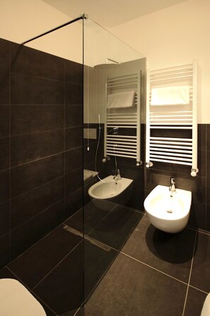 Economy Room | Room amenity - DiMoras House (Verona)