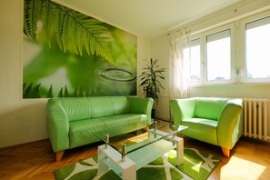 Deluxe Penthouse, 2 Bedrooms, Garden View | Living room - 3rooms downtown Belgrade (Belgrade)