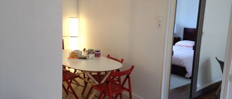 Klassieke resortwoning, 3 slaapkamers | Luxe beddengoed, een minibar, gratis babybedden, gratis wifi