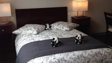 Suite, 3 chambres (Amboise) | Literie de qualité supérieure, minibar, lits bébé (gratuits)