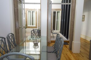 Apartment, 2 Bedrooms, Terrace | In-room dining - Liiiving in Porto Central Secret Terrace (Porto)