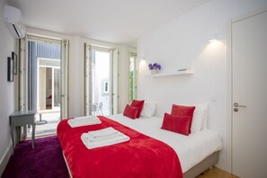 2 bedrooms, in-room safe, desk, iron/ironing board - Liiiving in Porto Central Secret Terrace (Porto)