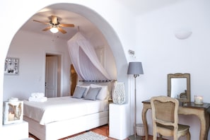 Villa, 6 Schlafzimmer, eigener Pool | 6 Schlafzimmer, Bügeleisen/Bügelbrett, kostenlose Babybetten