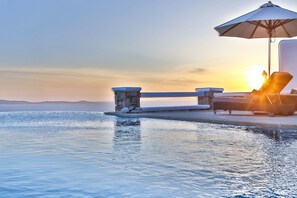 Villa, 6 Bedrooms, Private Pool | 6 bedrooms, iron/ironing board, free cribs/infant beds, free WiFi