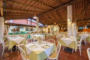 Dining - Green Village (Camerota)