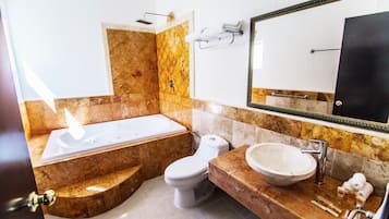 ArtĂculos de tocador gratuitos, secador de pelo, toallas, jabĂłn