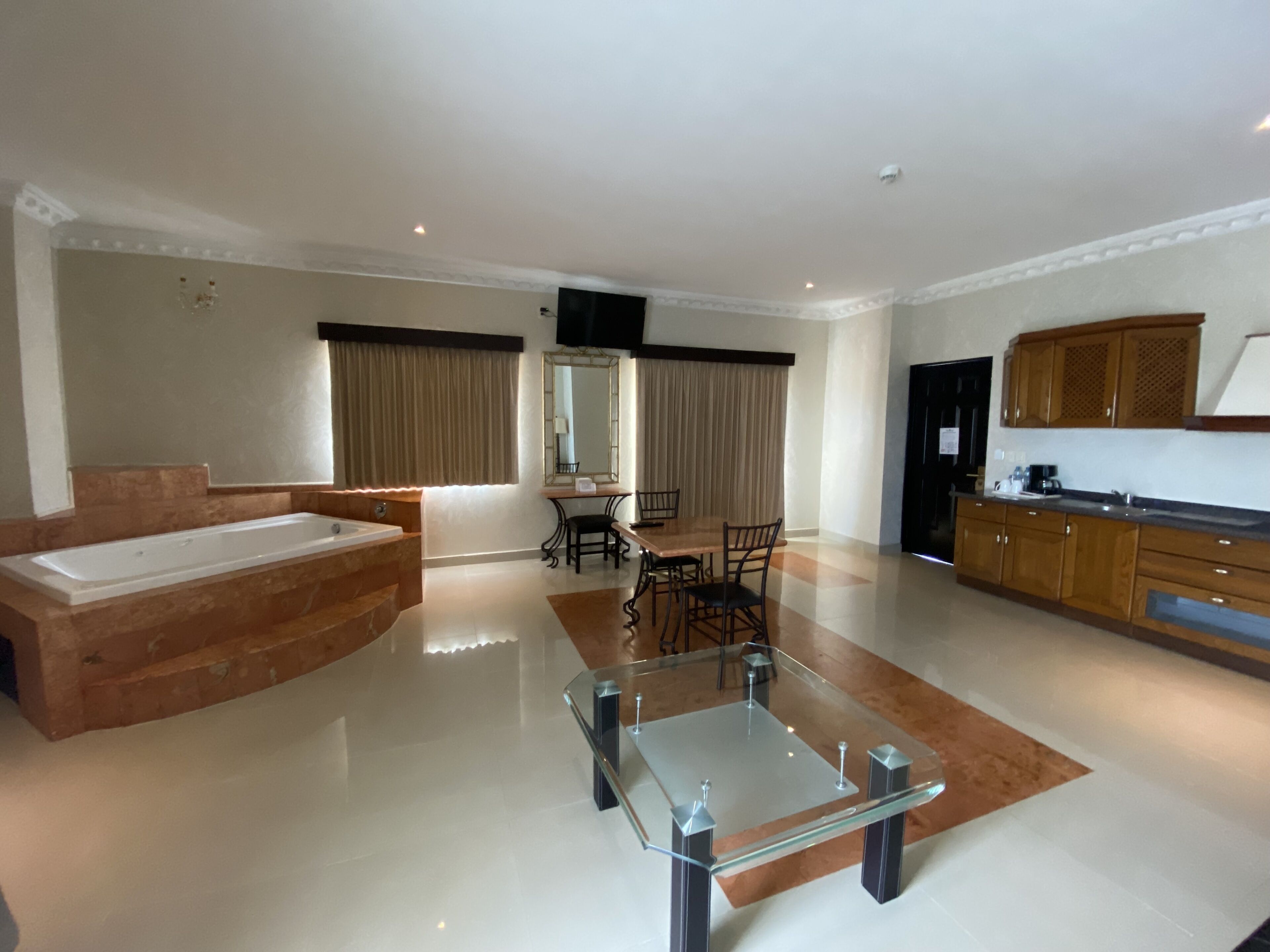 presidential suite | 1 bedroom, premium bedding, down duvets, minibar