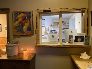 Reception - A Swan Nest Inn (Seward)