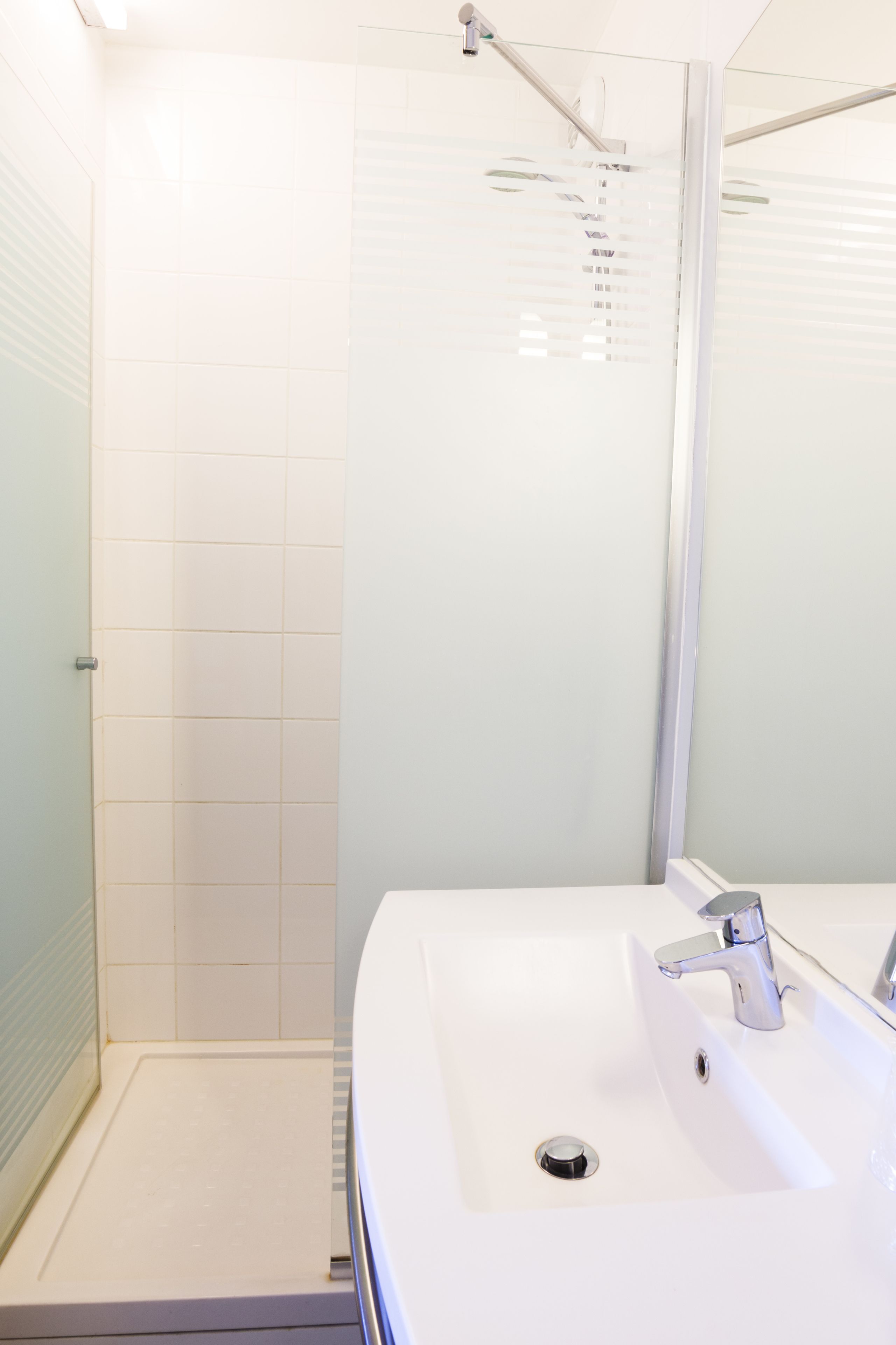 triple room, multiple beds | bathroom | shower, eco-friendly toiletries, towels