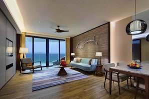 Suite, Oceanfront