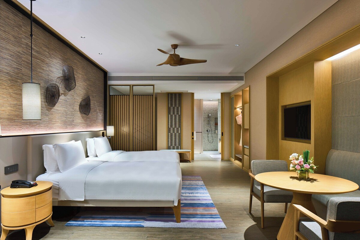 Ropa de cama de alta calidad y minibar 