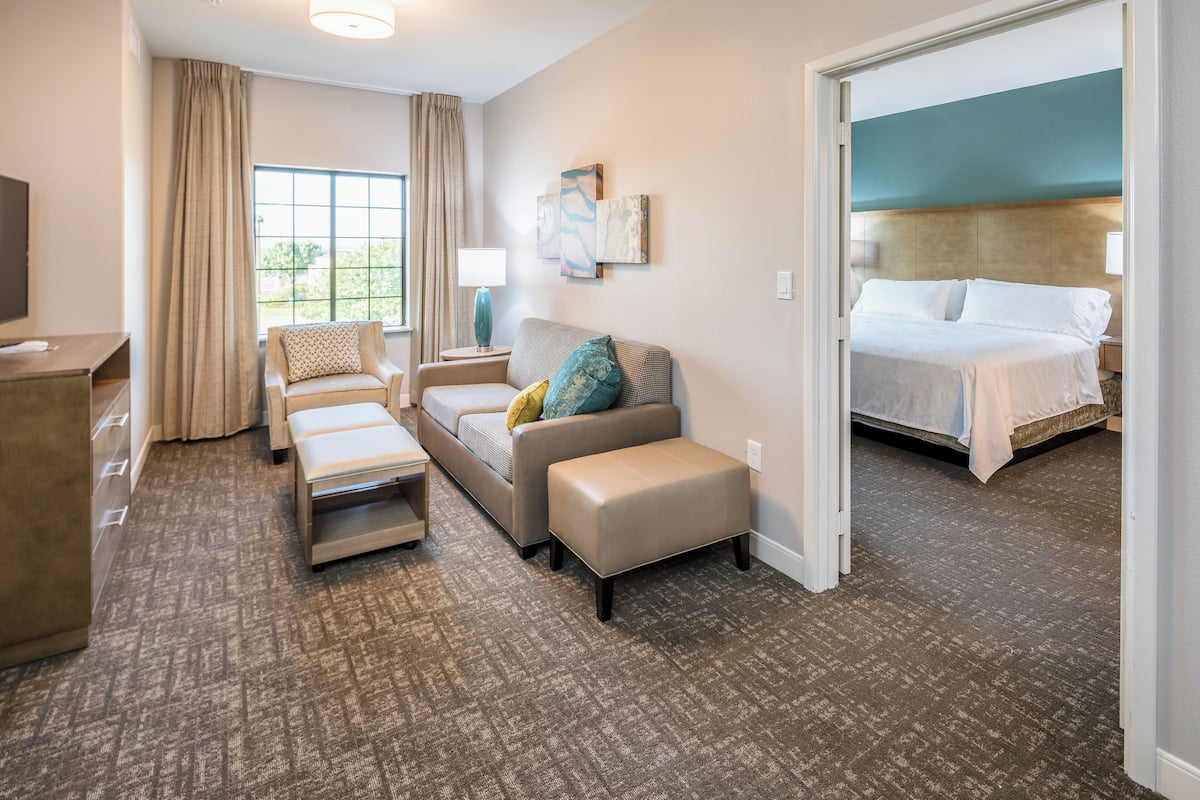 1 Schlafzimmer, Schreibtisch, Verdunkelungsvorhänge