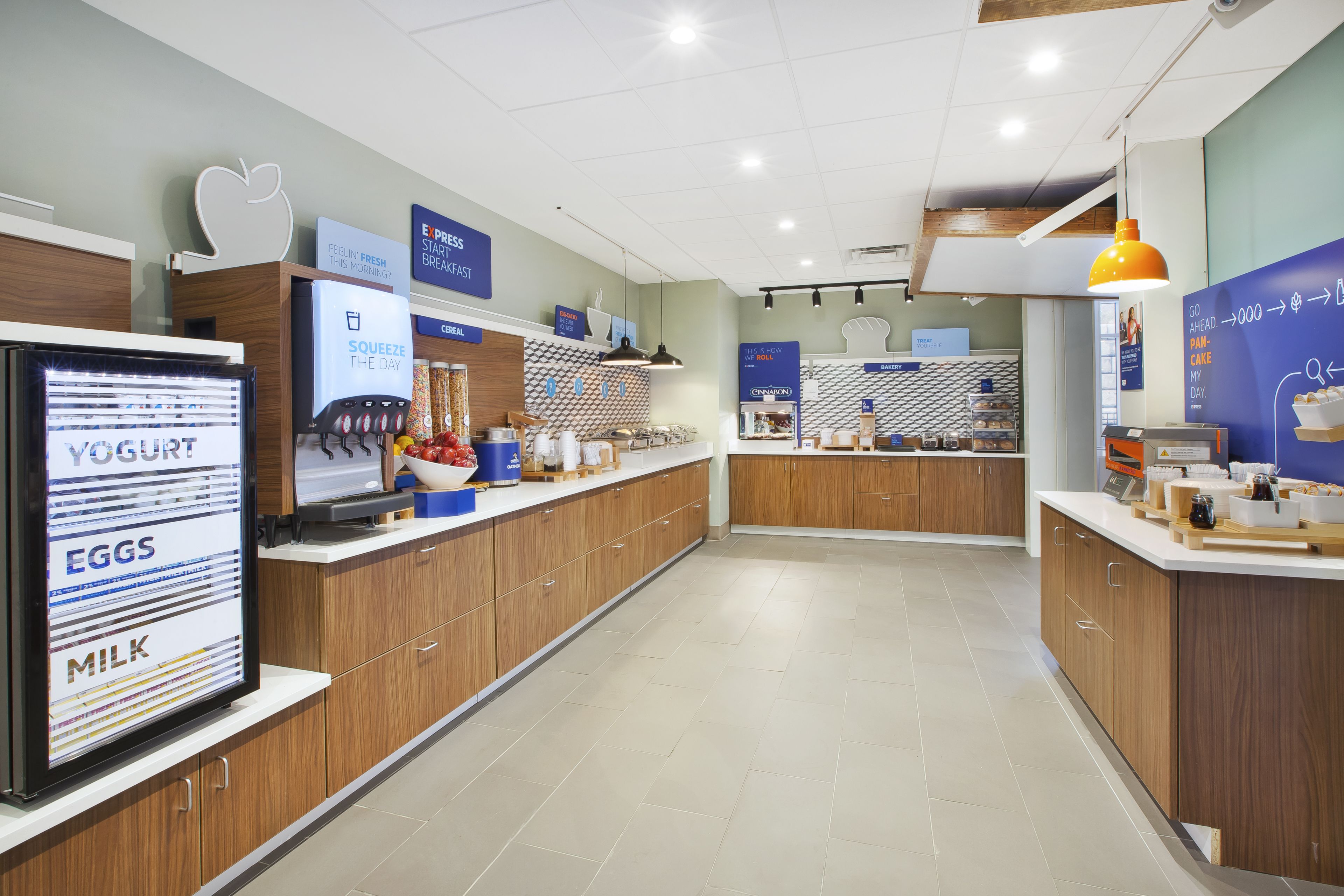 free buffet breakfast on weekdays