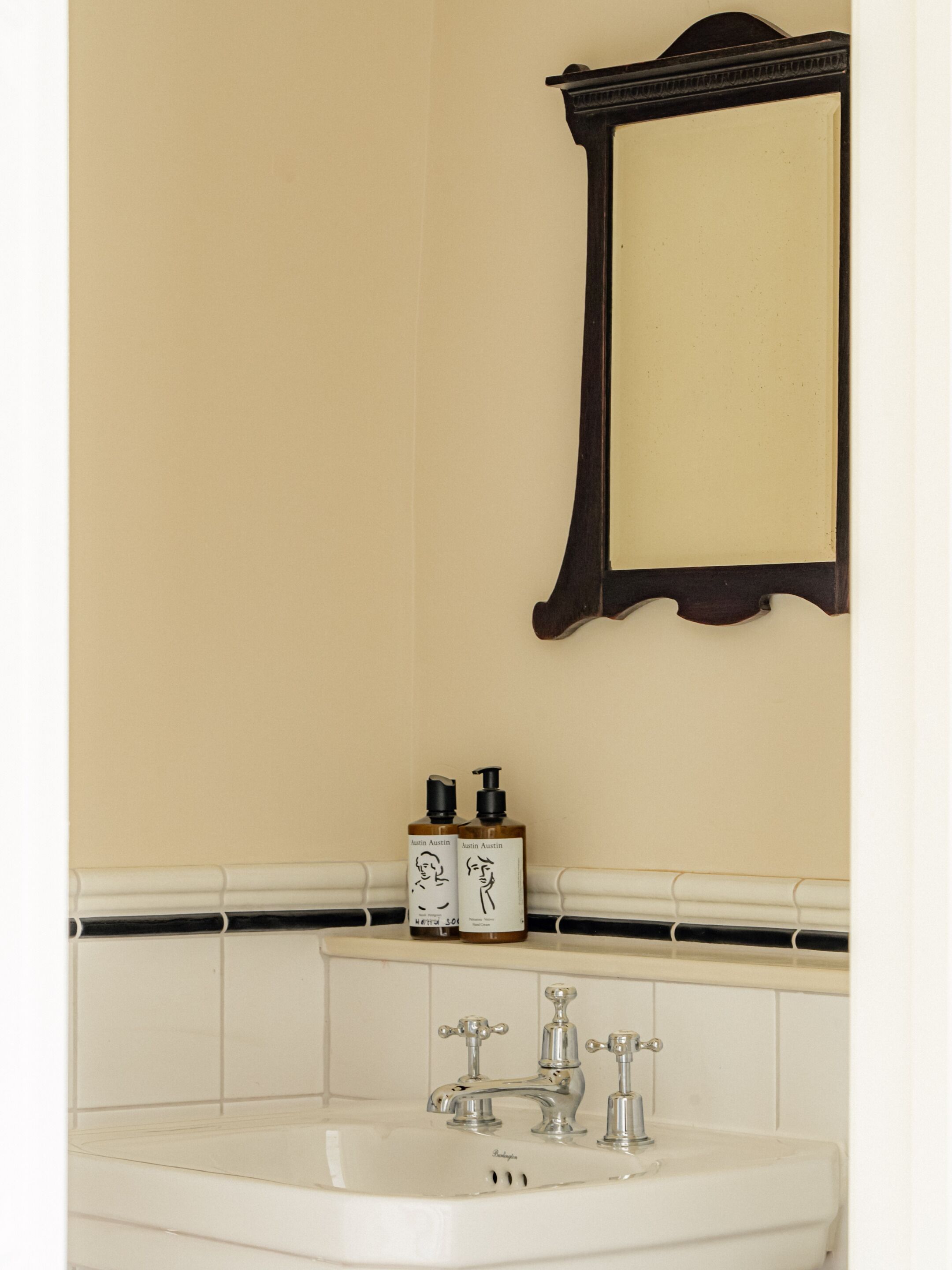 ห้องคอมฟอร์ทดับเบิล, ห้องน้ำในตัว | ห้องน้ำ | ผ้าเช็ดตัว