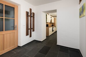 Exclusive Apartment, 1 Bedroom, Mountain View | 1 bedroom, premium bedding, free WiFi - Gletscher Appartements (Flattach)