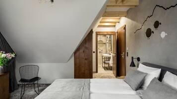 Deluxe-Doppelzimmer | Hochwertige Bettwaren, Zimmersafe, Schreibtisch, Bügeleisen/Bügelbrett