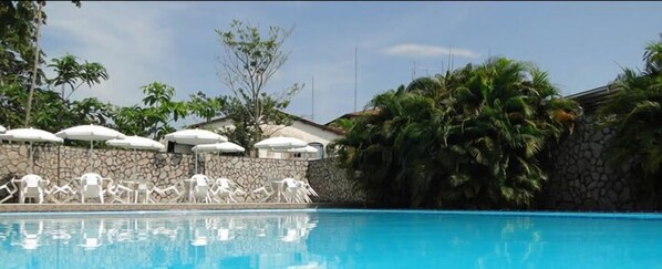 Piscina a l'aire lliure
