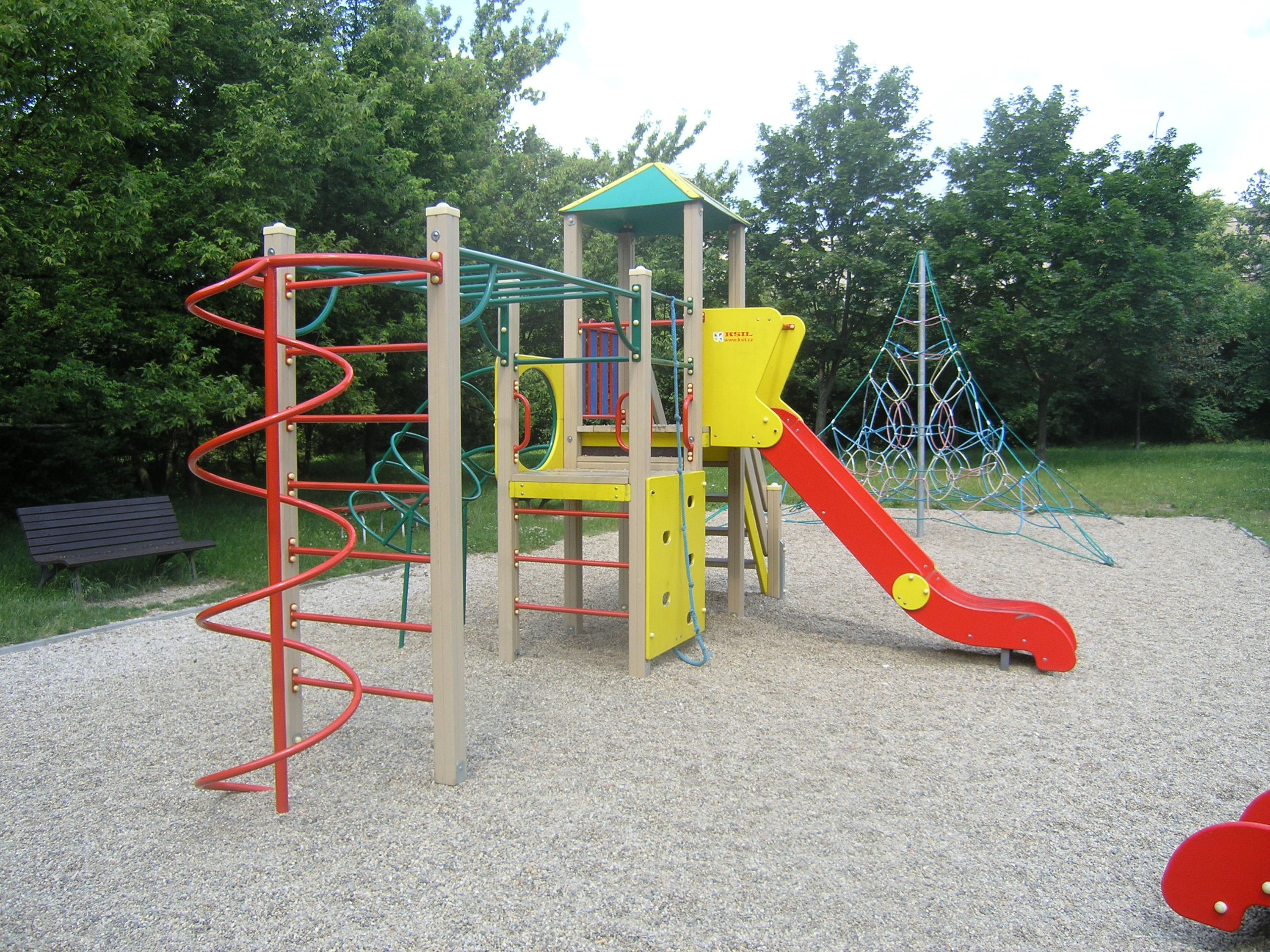 Children’s play area – outdoor