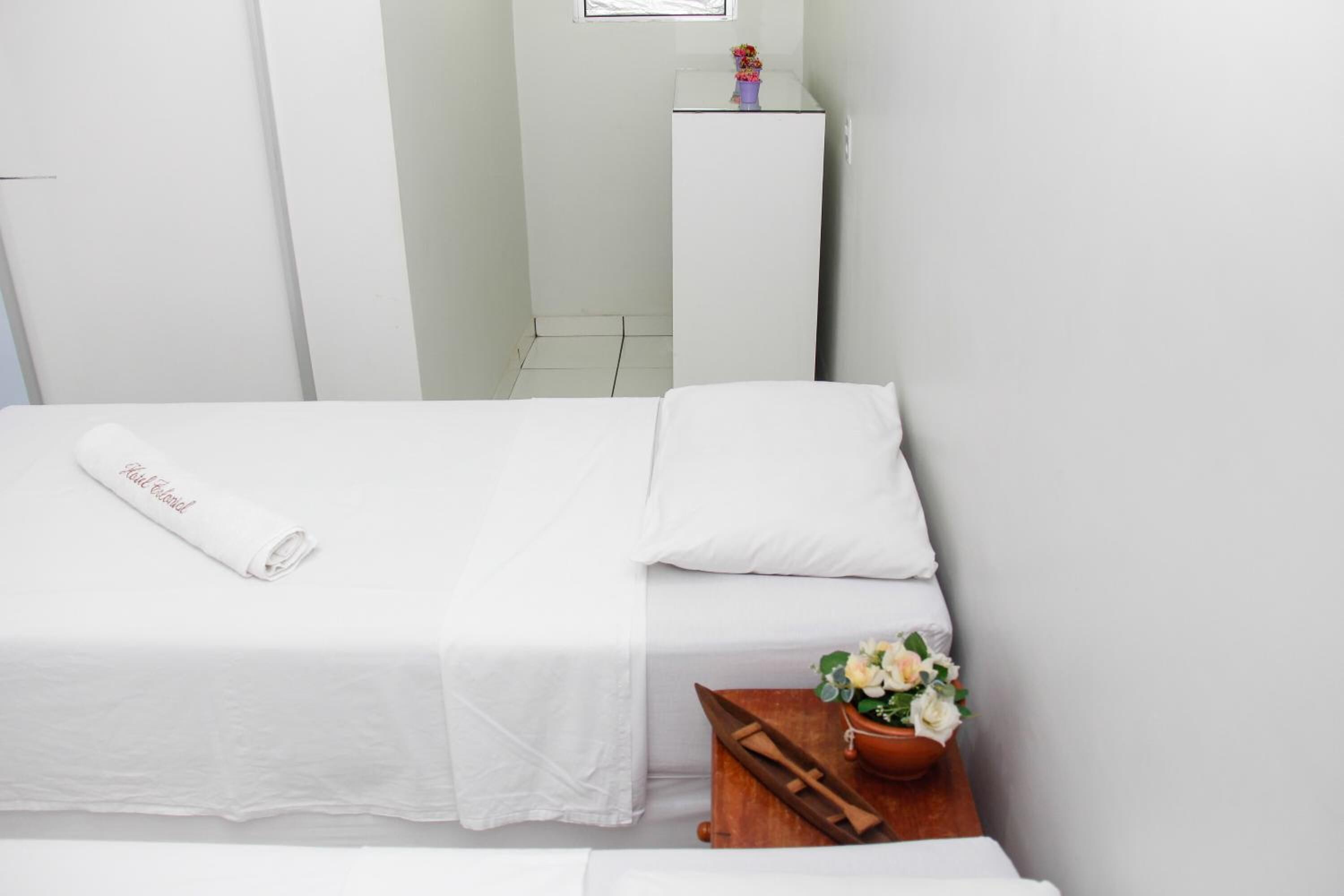 Minibar, desk, soundproofing, free WiFi