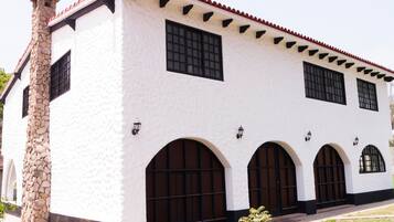 Bagian depan properti