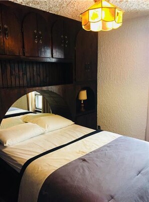 7 bedrooms, free WiFi