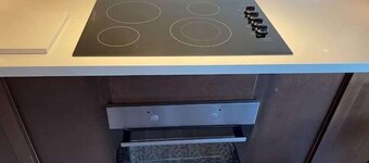 Rustic Spanish Chalet in the Heart of Nature/with Hot tub