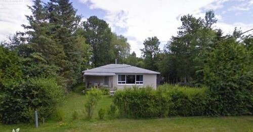 Simcoe Georgina Family Cottage Winter-Summer Rent 1hr from Toronto