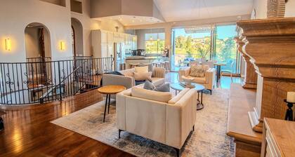 Private Luxury Resort Home in ♥ of the City - Pool ♥ Spa ♥ Outdoor Lounge ♥ Casa Paradiso