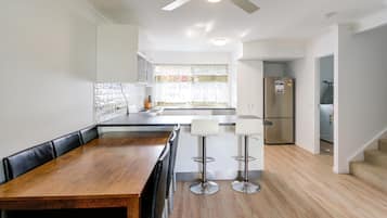 Microwave, stovetop